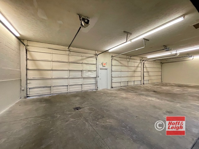 1141 Tower Dr, Akron, OH à louer - Photo du bâtiment - Image 2 de 5