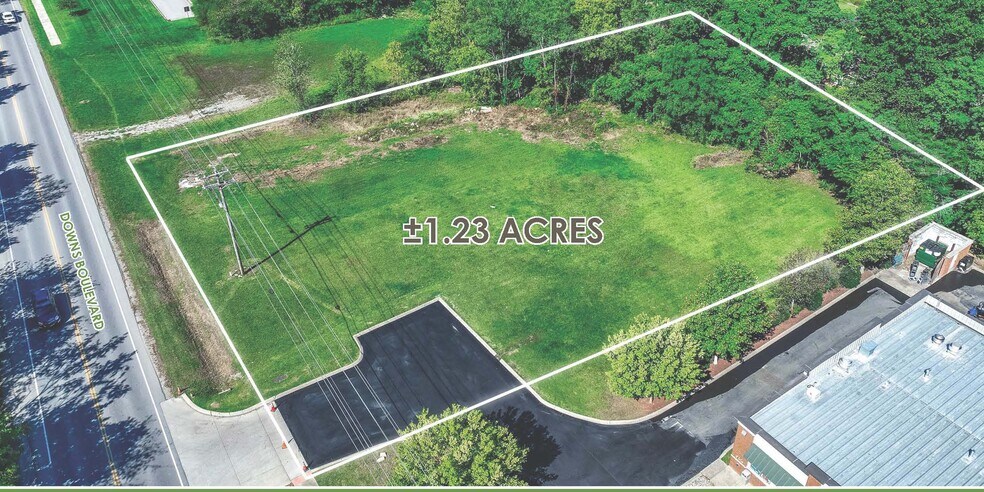 472 Downs Blvd, Franklin, TN à vendre - Photo du bâtiment - Image 2 de 10