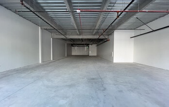 315-319 N Beverly Dr, Beverly Hills, CA for lease Interior Photo- Image 2 of 5