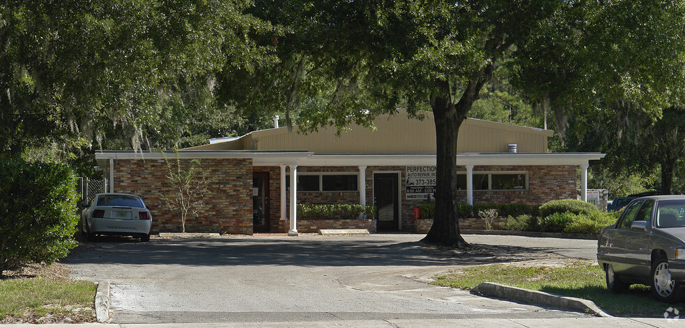 4141 NW 6th St, Gainesville, FL for lease - Building Photo - Image 1 of 7