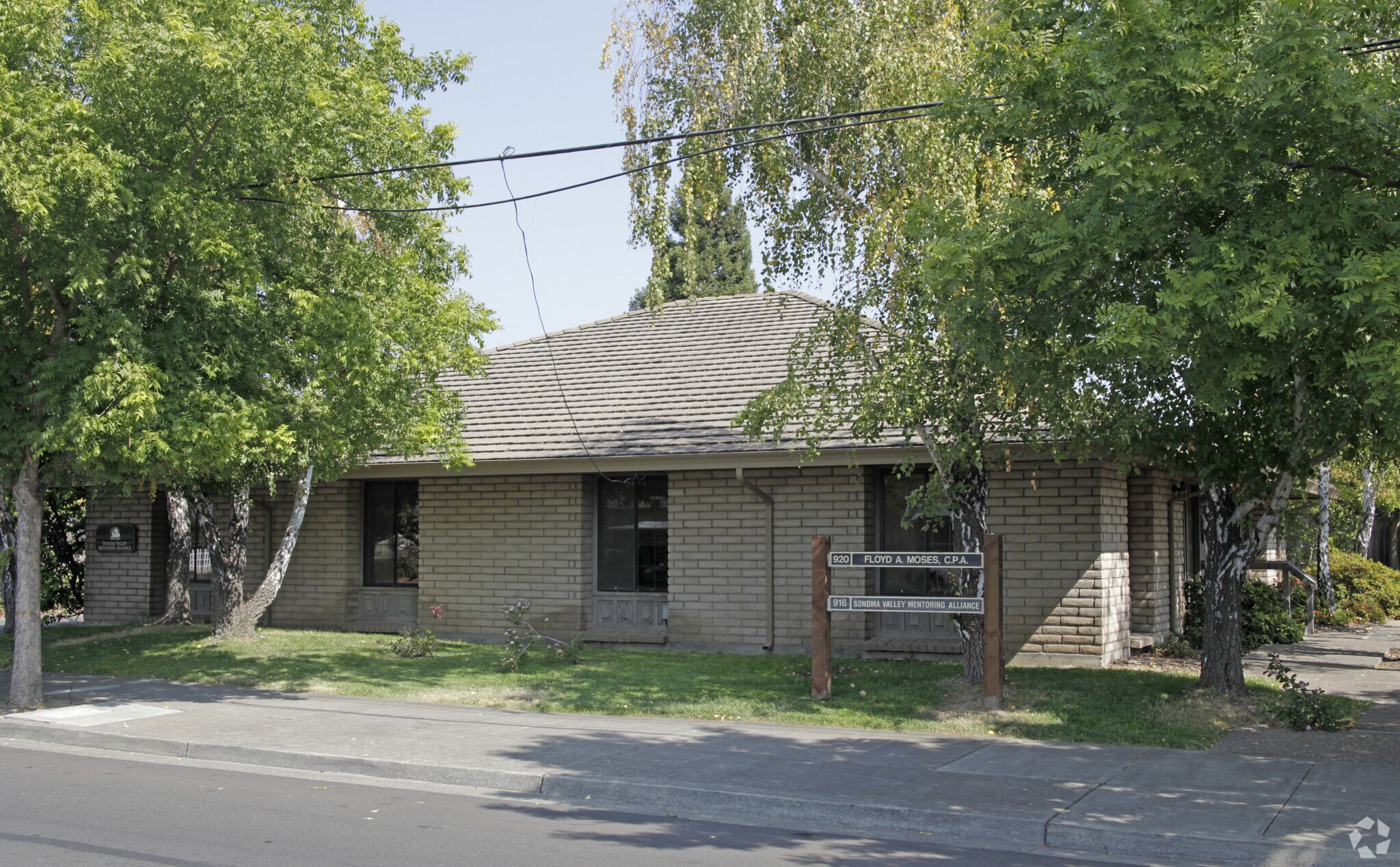 916-920 W 1st St, Sonoma, CA for lease Primary Photo- Image 1 of 6