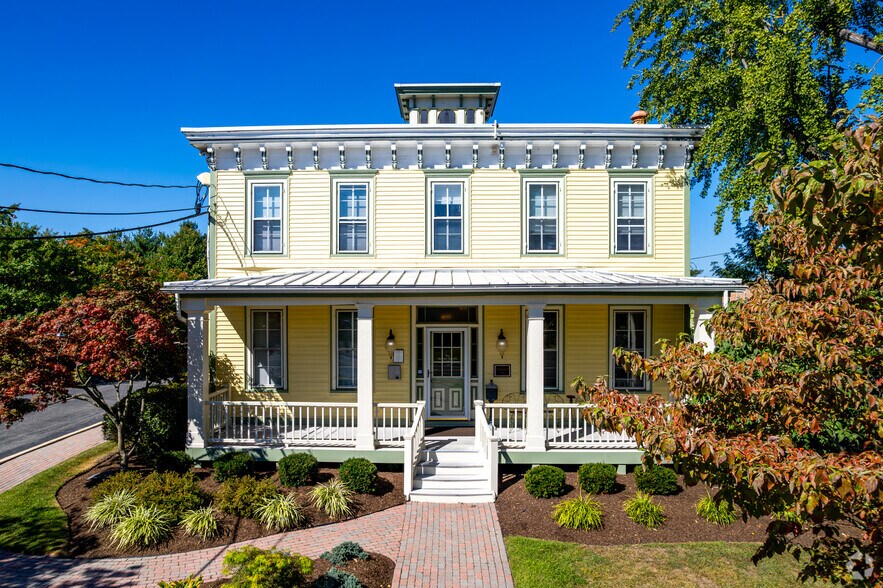 26 S Maple Ave, Marlton, NJ à louer - Photo du bâtiment - Image 3 de 27