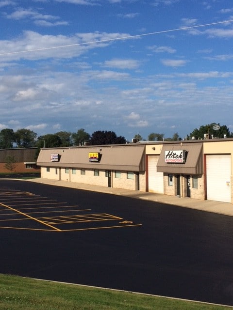 9244 Trinity Dr, Lake In The Hills, IL for lease Other- Image 1 of 5