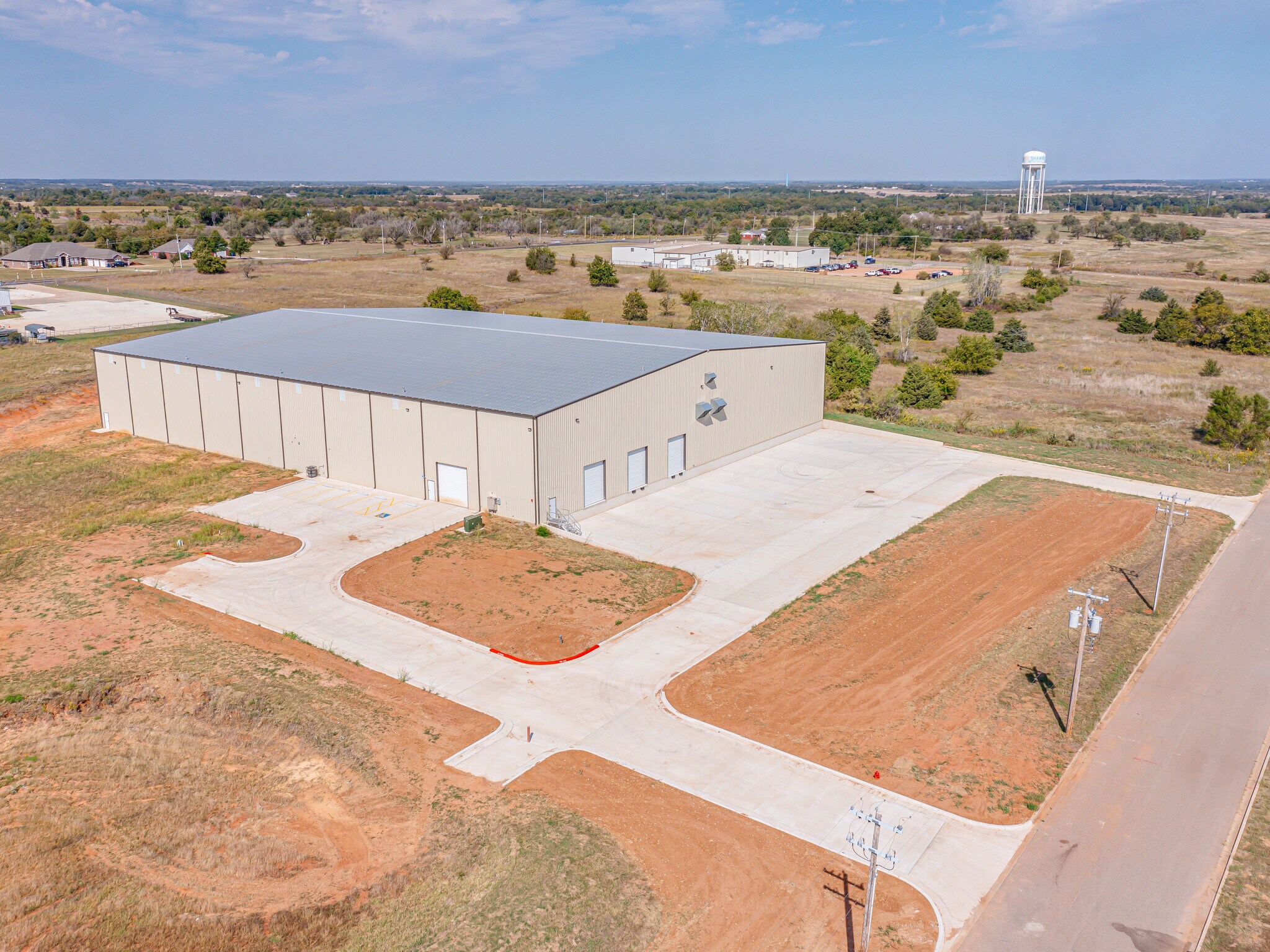 8032 Industrial Dr, Shawnee, OK à vendre Photo du bâtiment- Image 1 de 12