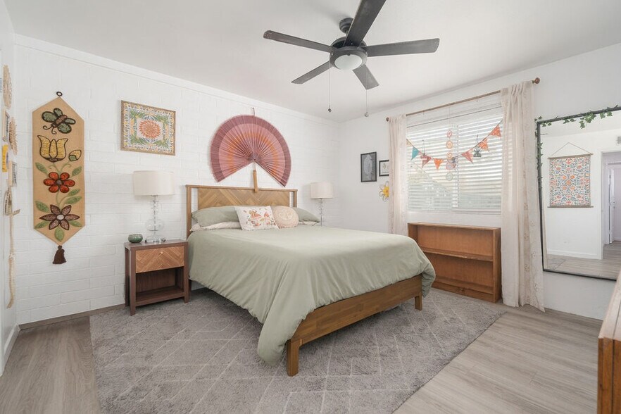 4401 N 21st St, Phoenix, AZ à vendre - Photo du bâtiment - Image 3 de 24