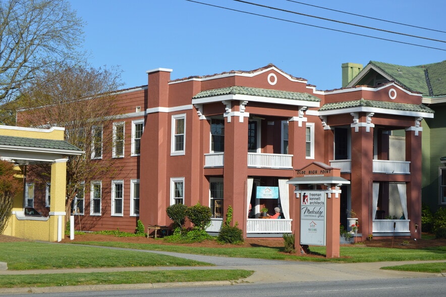 1102 N Main St, High Point, NC for lease - Building Photo - Image 1 of 30