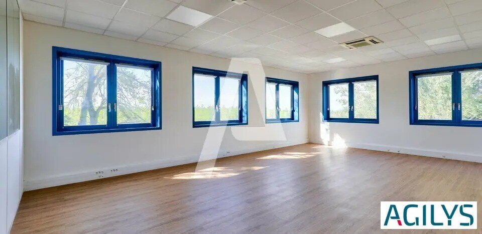 Bureau dans Fresnes à louer - Photo intérieure - Image 2 de 3