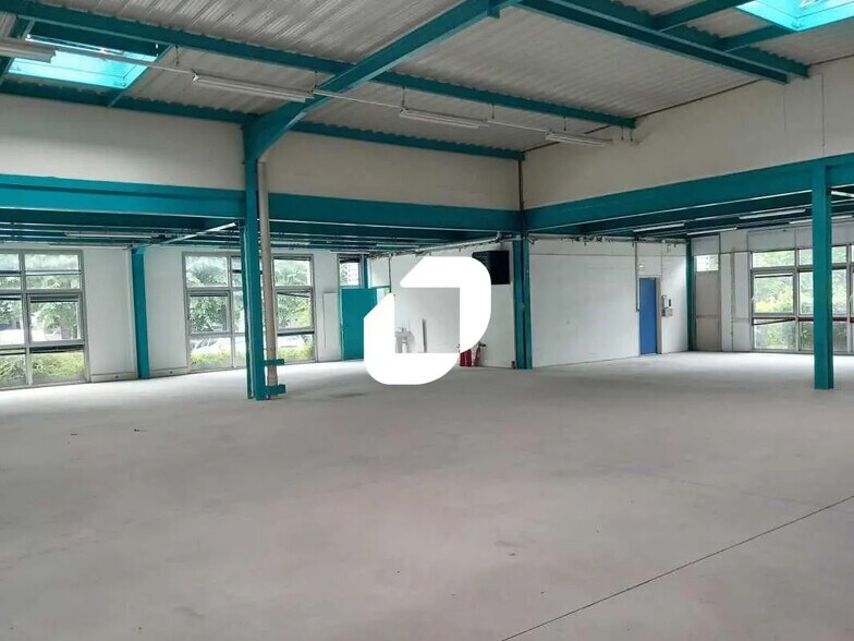 Flex dans Tremblay-en-France à louer - Photo intérieure - Image 3 de 14