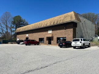 Plus de détails pour 5081 W Chester Pike, Newtown Square, PA - Industriel à louer