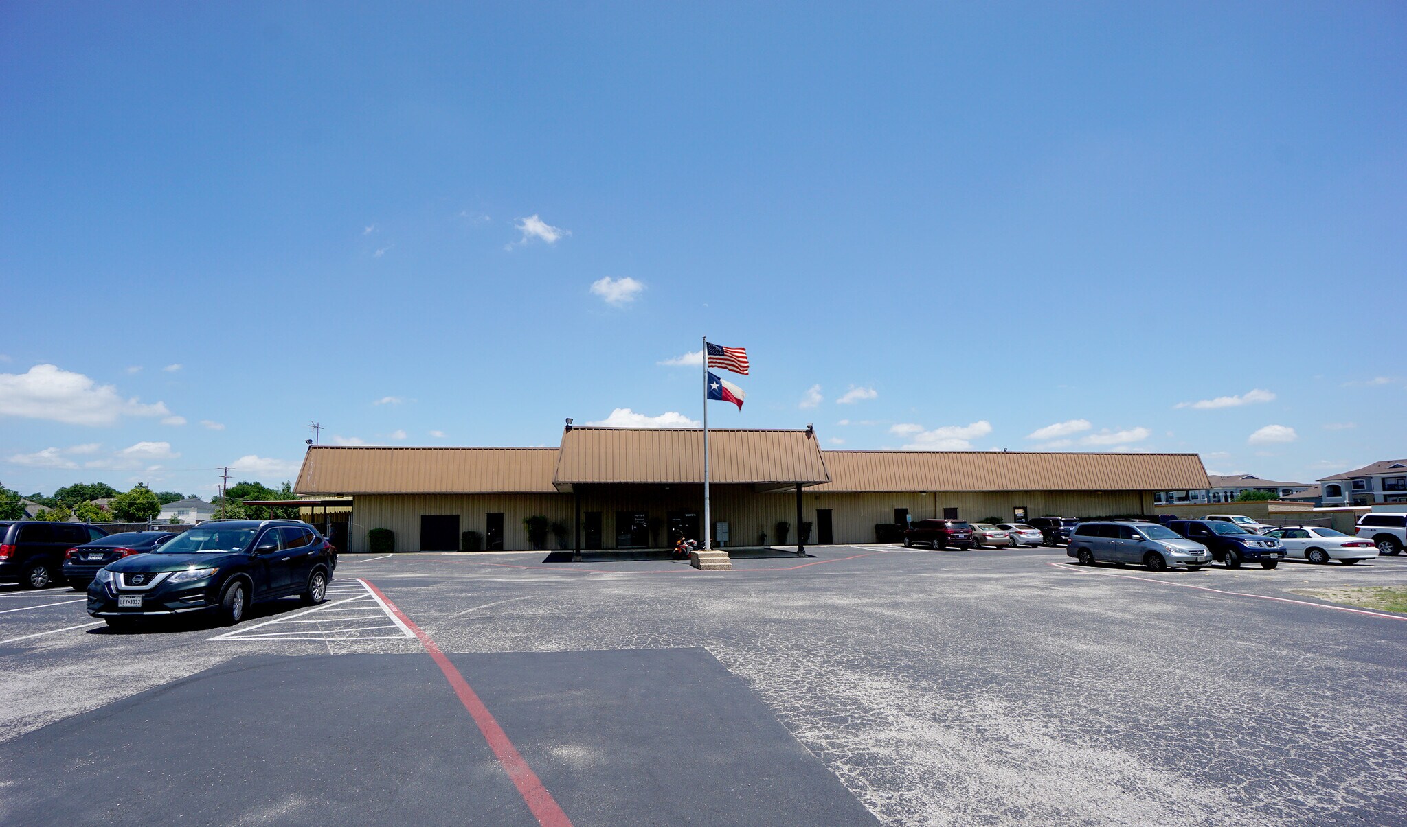 1601 N A W Grimes Blvd, Round Rock, TX for lease Primary Photo- Image 1 of 12