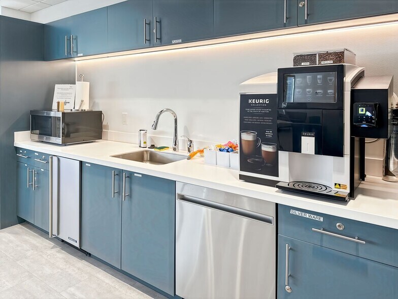 6501 Park of Commerce Blvd, Boca Raton, FL à louer - Photo intérieure - Image 2 de 26