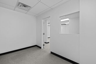 4585 Washington St, Florissant, MO for lease Building Photo- Image 1 of 17