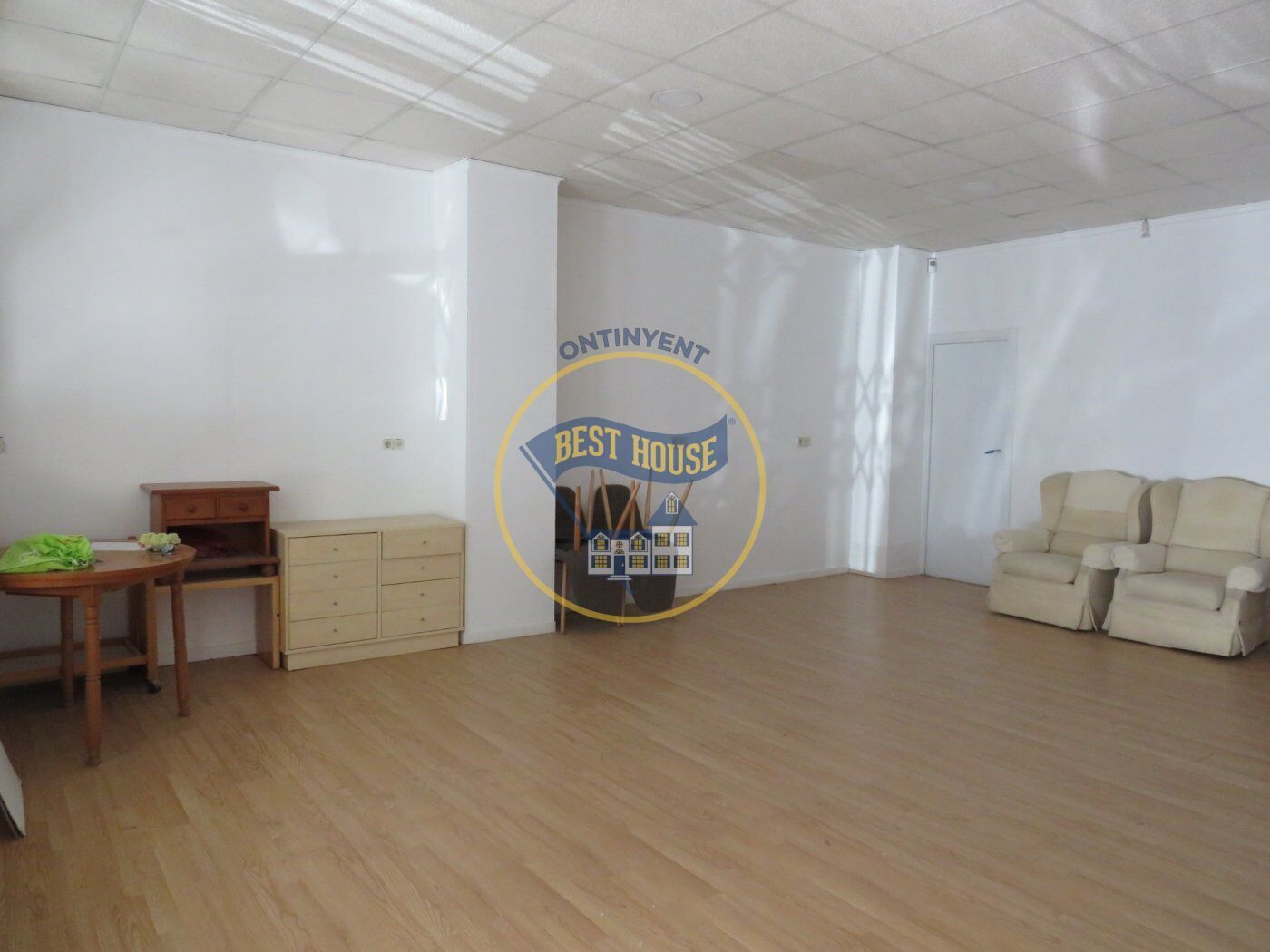 Retail in València for sale Building Photo- Image 1 of 7