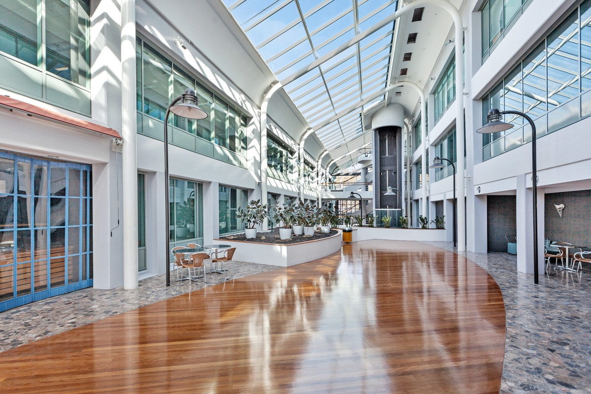 2 Minna Cl, BELROSE for lease Lobby- Image 1 of 4