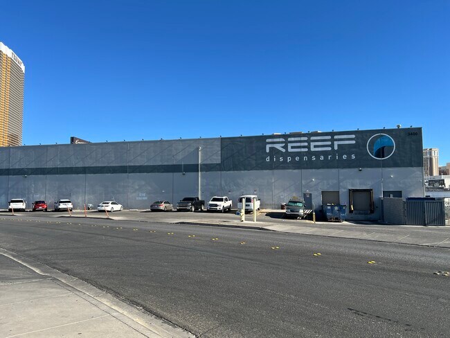 Plus de détails pour 3400 Western Ave, Las Vegas, NV - Industriel à louer