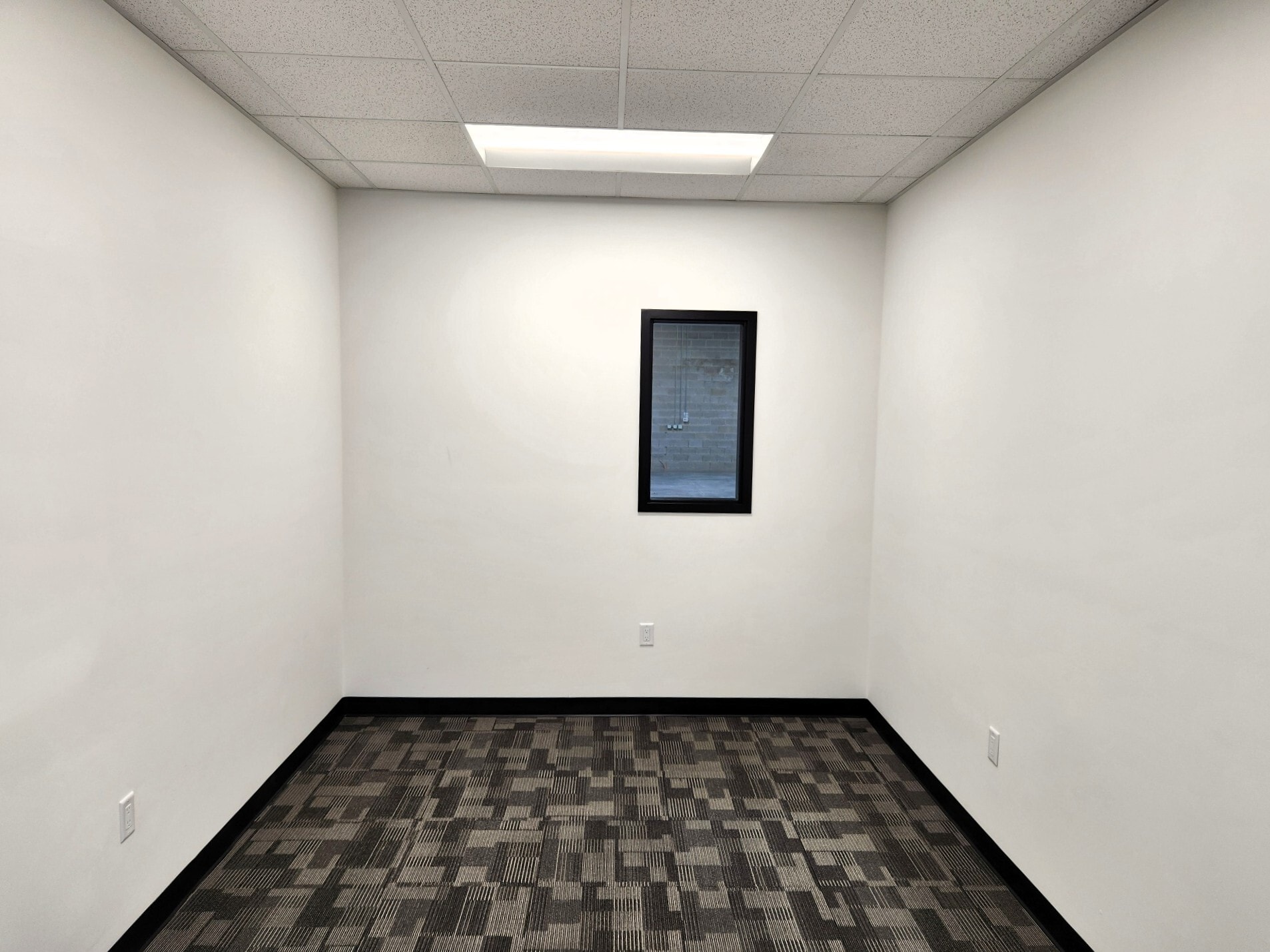 202 Moravian Valley Dr, Waunakee, WI for lease Interior Photo- Image 1 of 10