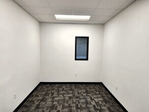 202 Moravian Valley Dr, Waunakee, WI for lease Interior Photo- Image 1 of 10