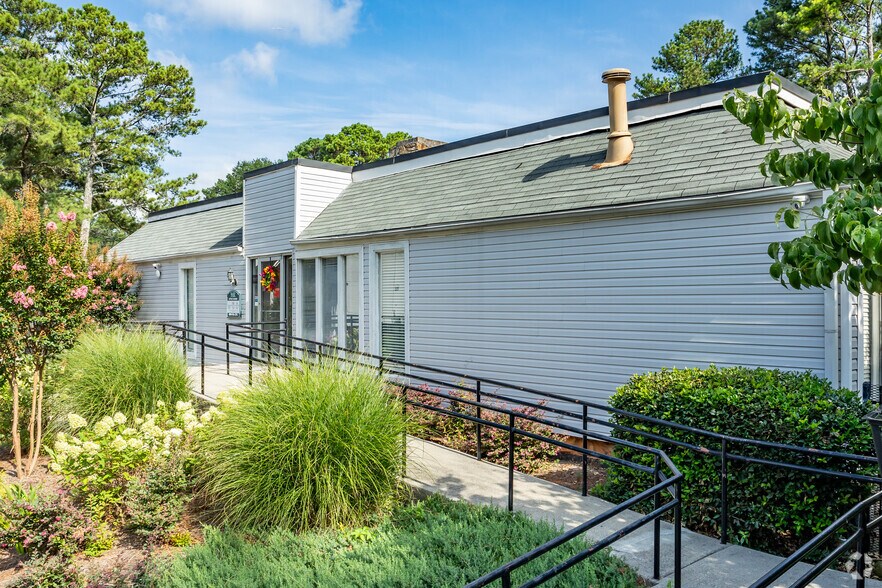 3100 Godby Rd, College Park, GA à vendre - Photo du bâtiment - Image 3 de 30