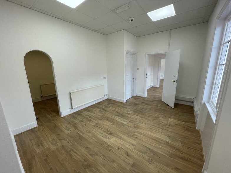 17 Regent St, Nottingham for lease - Interior Photo - Image 3 of 5