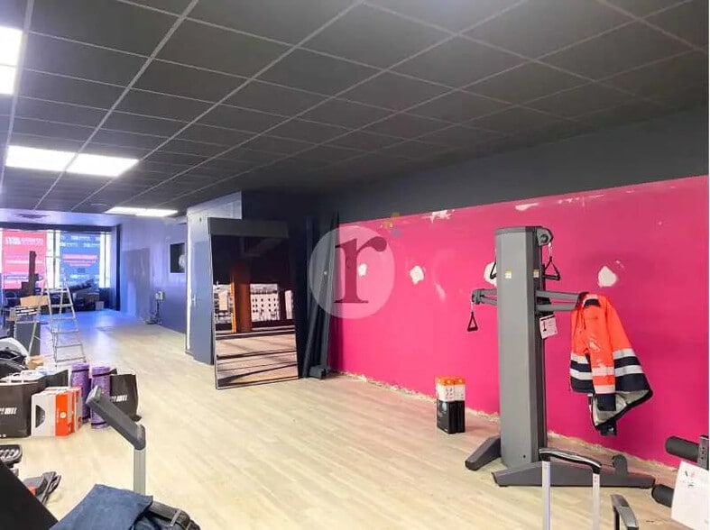 Retail in Villeneuve-d'Ascq for lease - Interior Photo - Image 2 of 5