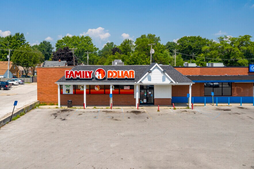 2936-2944 W Sylvania Ave, Toledo, OH à louer - Photo du bâtiment - Image 3 de 8