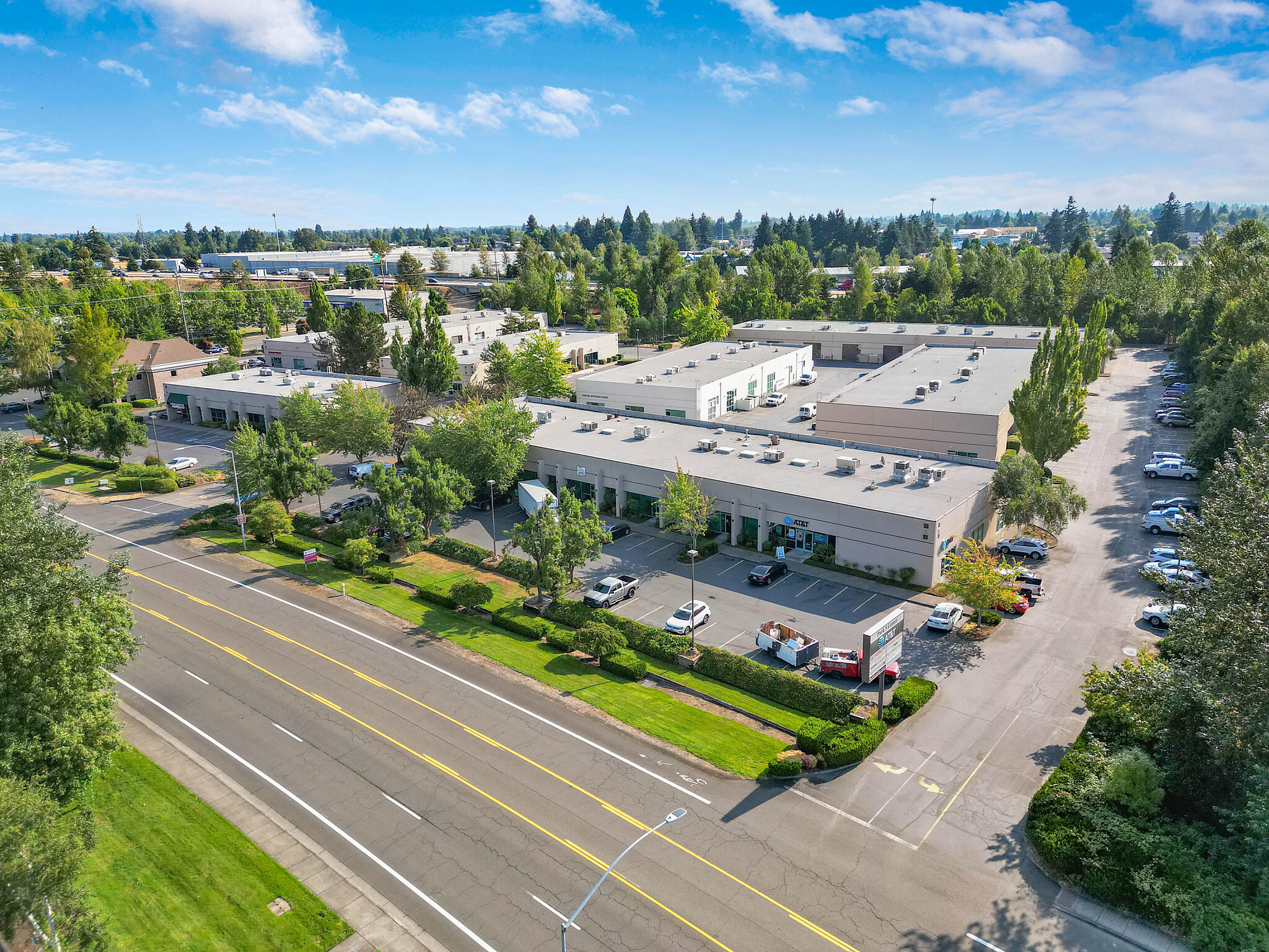 200 Hawthorne Ave SE, Salem, OR for lease Building Photo- Image 1 of 16