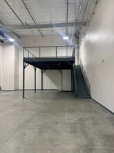 5602 Bob Bullock Lp, Laredo, TX for lease Interior Photo- Image 2 of 9