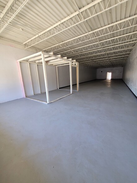 118 N Broadway St, Walters, OK for sale - Building Photo - Image 2 of 9