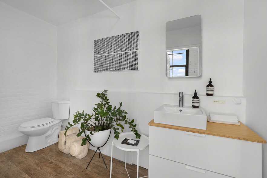 610-628 Smith St, Brooklyn, NY for lease - Interior Photo - Image 3 of 11