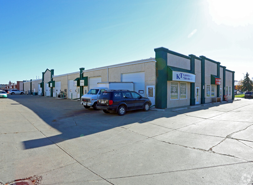 16520 100th Ave NW, Edmonton, AB for sale - Building Photo - Image 2 of 3