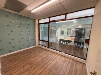 Plus de détails pour 1-18 Church Arcade, Bedford - Commerce de détail à louer