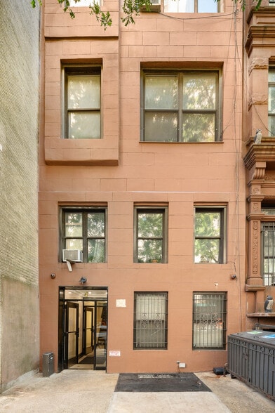 4 W 90th St, New York, NY for sale - Primary Photo - Image 1 of 17