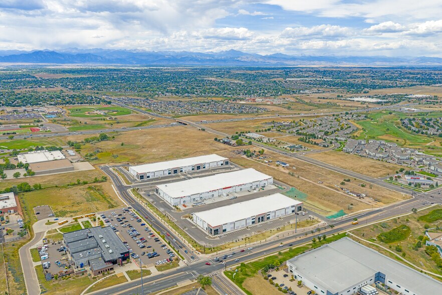 300 E 128th Ave, Thornton, CO à vendre - Photo du bâtiment - Image 2 de 6