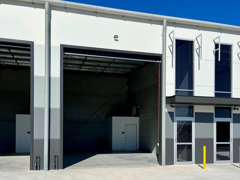 11 Decora Dr, Jilliby for lease - Building Photo - Image 3 of 3