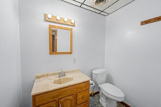 2148 W Old Highway 40, Salina, KS for lease Interior Photo- Image 2 of 14