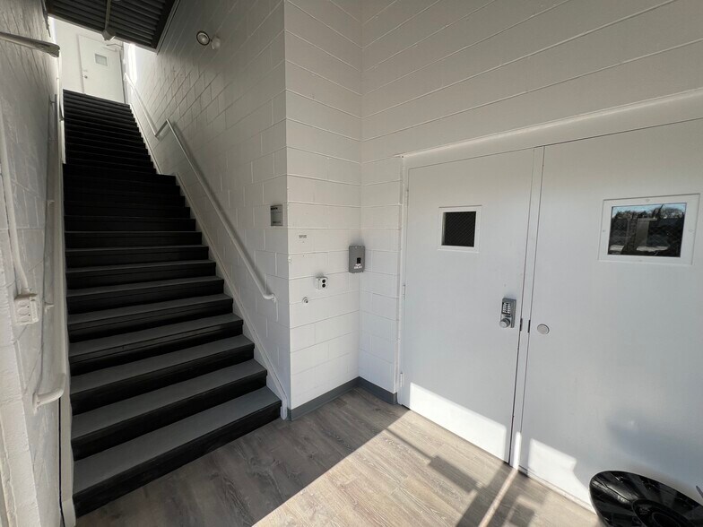 1-5 Columbia Rd, Branchburg, NJ à louer - Photo du bâtiment - Image 3 de 21