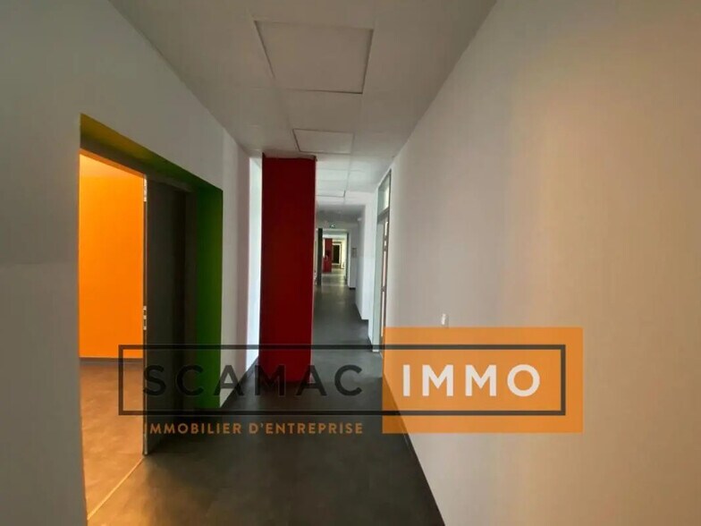 Bureau dans Marseille à louer - Photo du bâtiment - Image 3 de 10