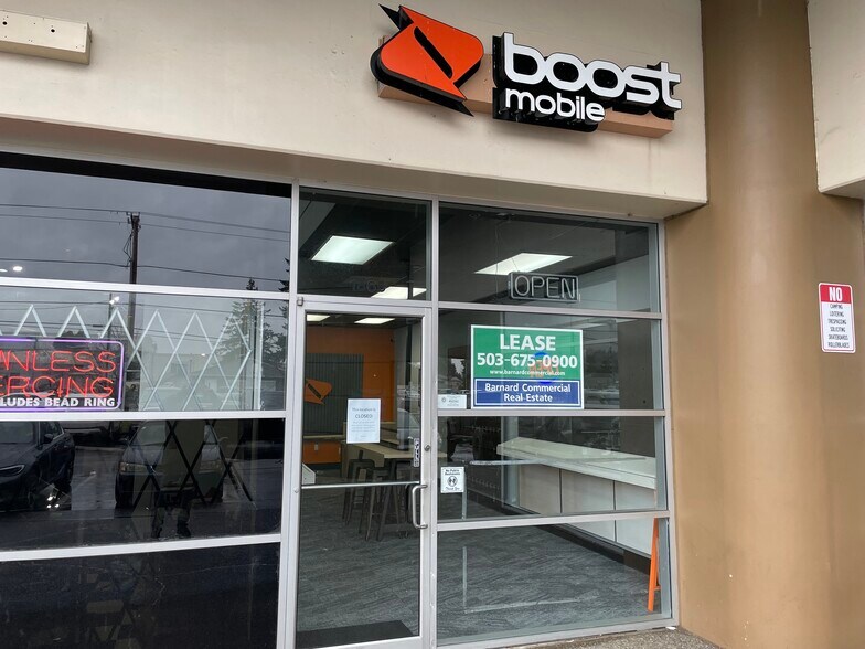 1835-1975 NE Division St, Gresham, OR à louer - Photo du bâtiment - Image 2 de 2