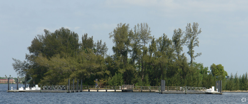 Lofton's Island, Fort Myers, FL à vendre - Photo principale - Image 1 de 1