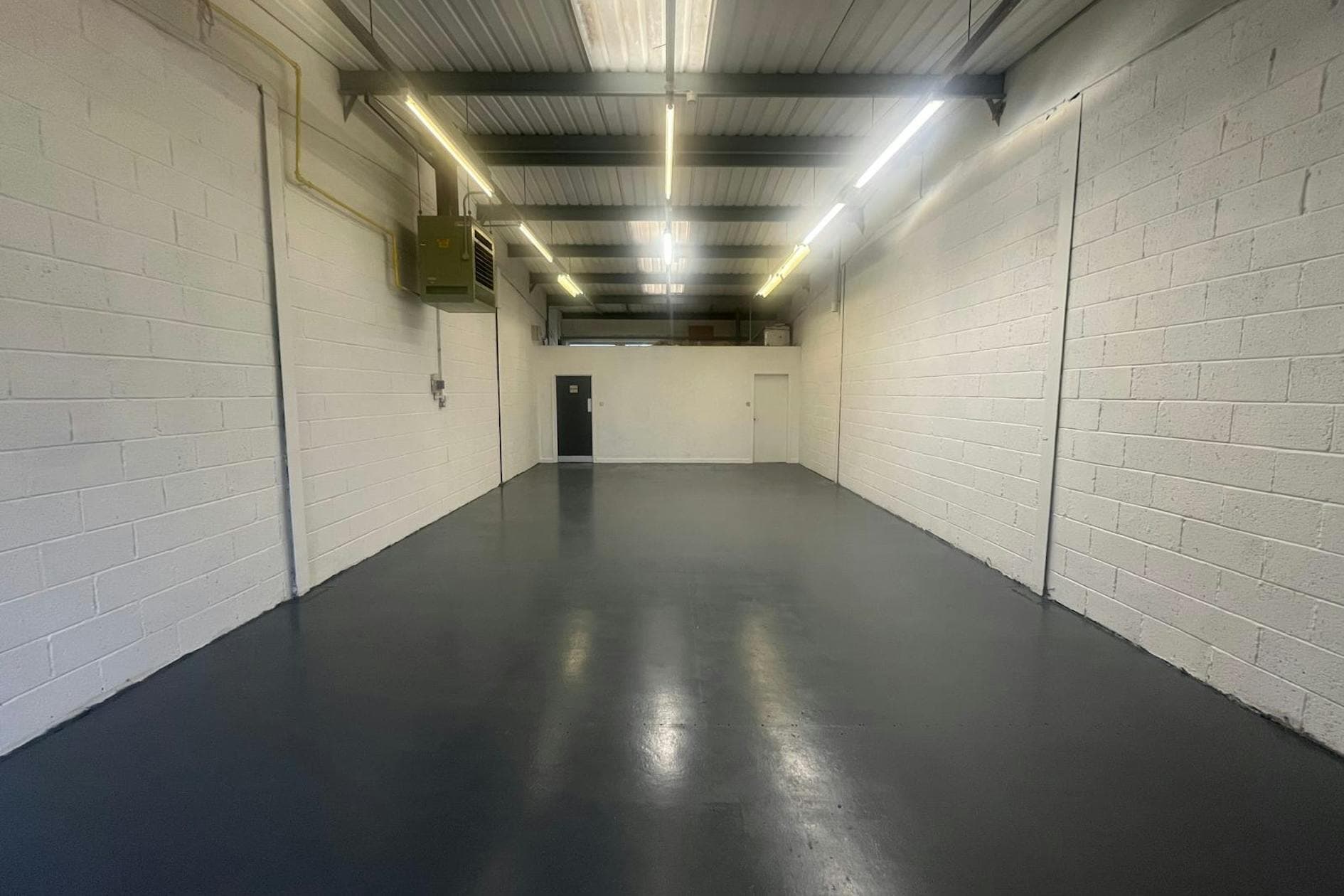 6 Empress Ct, Greenock for lease Interior Photo- Image 1 of 2