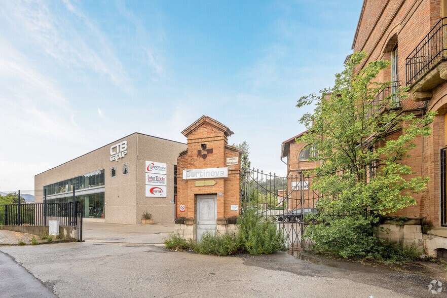 Carretera de Prats de Lluçanès, 550, Sabadell, Barcelona à vendre - Photo du bâtiment - Image 3 de 4