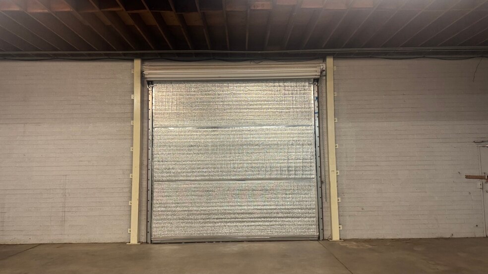 1706 E Curry Rd, Tempe, AZ for lease - Building Photo - Image 3 of 18