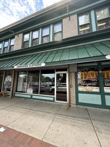 2-22 Main St, New Britain, CT for lease - Building Photo - Image 2 of 3