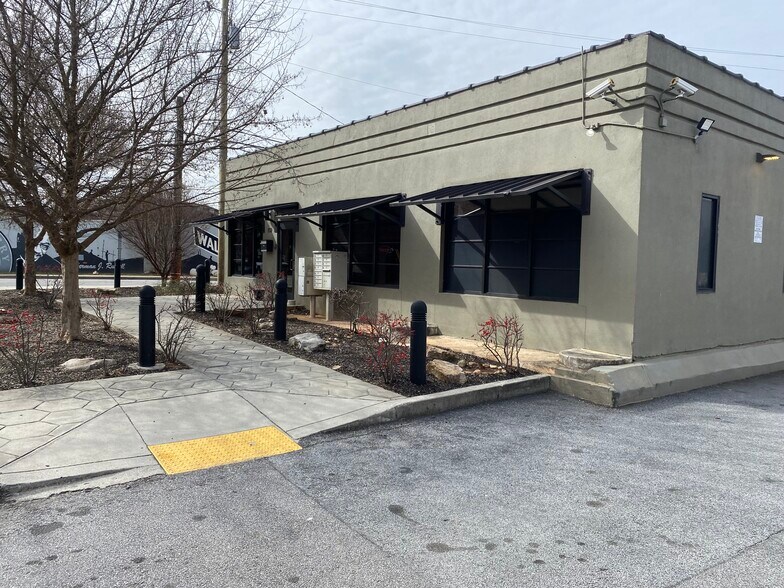 159 SW Walker St, Atlanta, GA à louer - Photo du bâtiment - Image 2 de 2