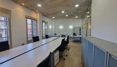 Office in Barcelona, Barcelona for lease Interior Photo- Image 1 of 6