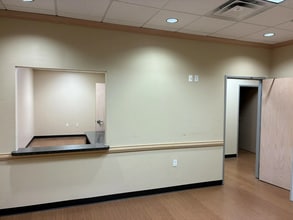 3110 SW 89th St, Oklahoma City, OK for lease Interior Photo- Image 2 of 8
