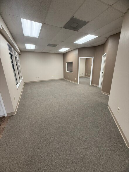 2199 N Monroe St, Tallahassee, FL à louer - Photo du bâtiment - Image 3 de 25