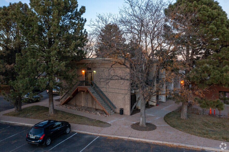 5650 Greenwood Plaza Blvd, Greenwood Village, CO à louer - Photo du bâtiment - Image 2 de 3