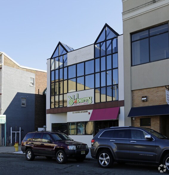 23 Howe Ave, Passaic, NJ for sale - Primary Photo - Image 1 of 1