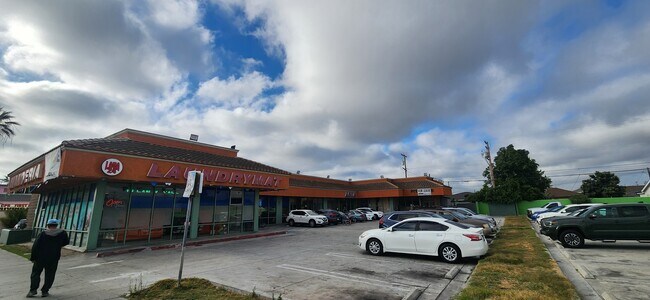 Plus de détails pour 3542-3546 E Imperial Hwy, Lynwood, CA - Commerce de détail à louer